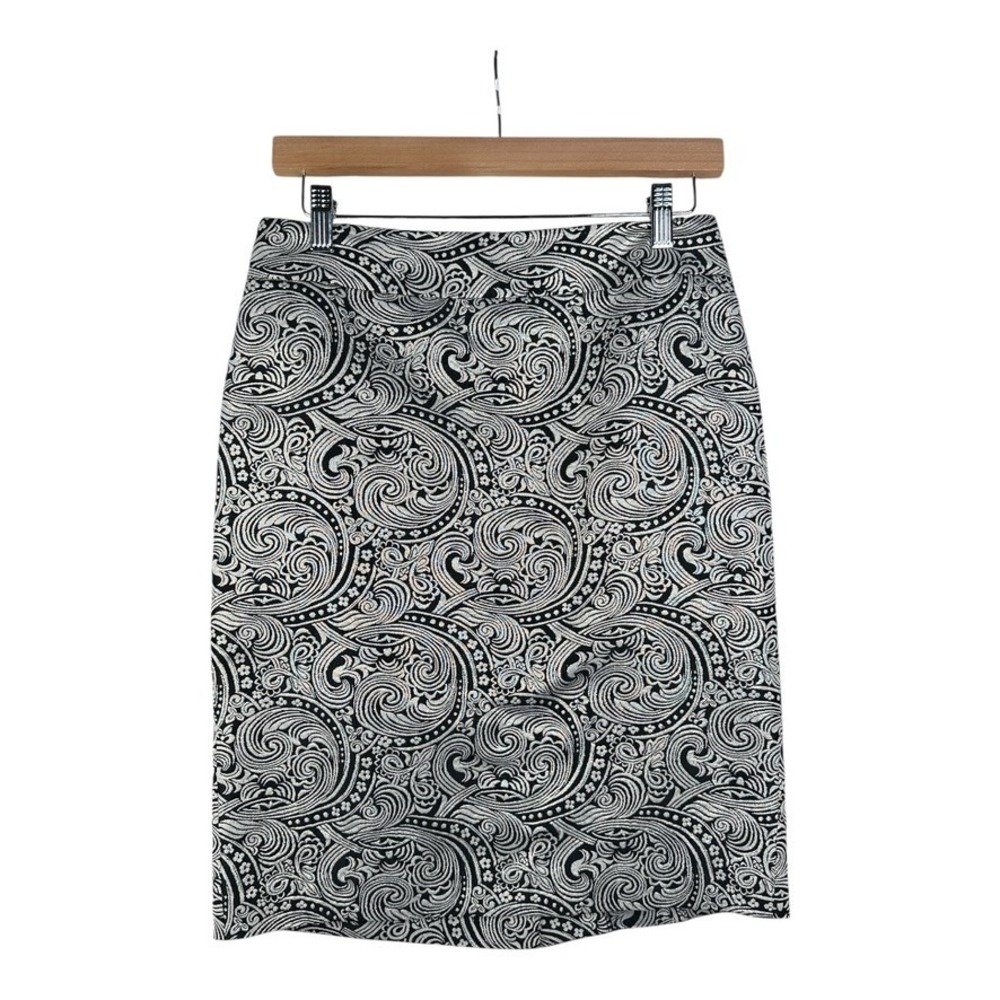 Ann‎ Taylor Women's Pencil Skirt Size 2 Black Silver Paisley Embroidered